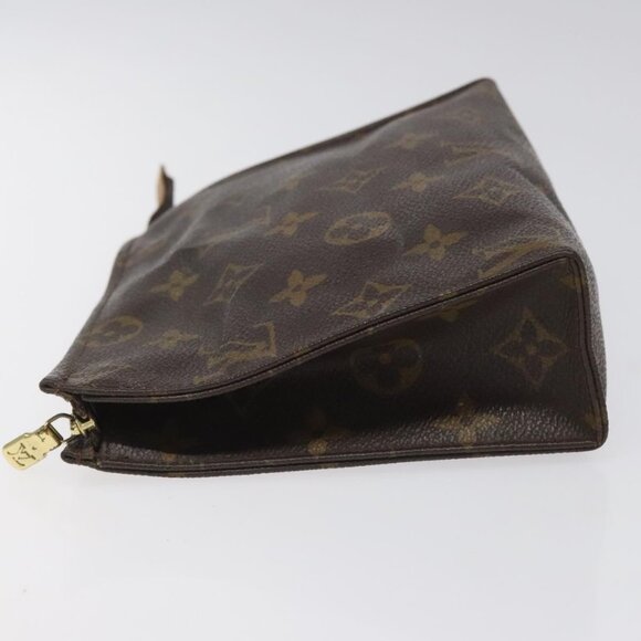 LOUIS VUITTON Monogram Poche Toilette 19 Pouch M47544 LV Auth 106751 - Picture 4 of 16